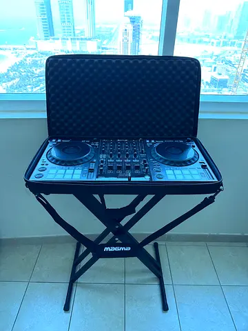 Dj case