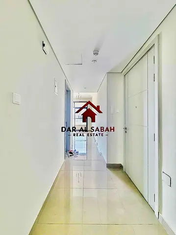 Huge layout with balcony/Master bed with wardrobe/Ready to move