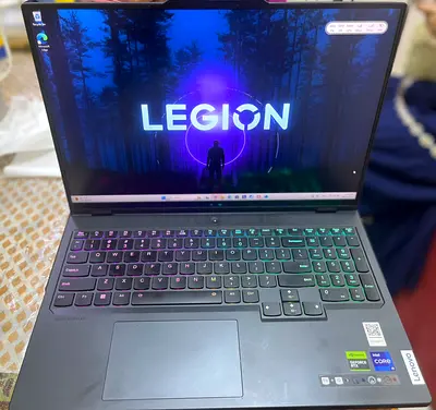 Lenovo Legion Pro 7 16IRX8H