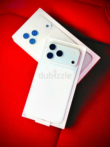 iPhone 17 Pro Max 256GB Silver TDRA UAE Version 99% Battery 10/10 condition, with Box accessories
