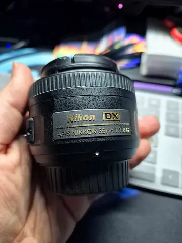 Nikon AF-S DX 35mm f/1.8G Lens (without box)