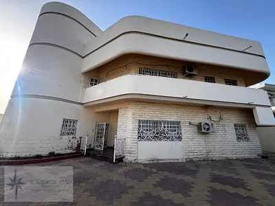 ***Lovely 4Bhk Upper portion of Villa with Negotiable price in Al Qadisiya area***