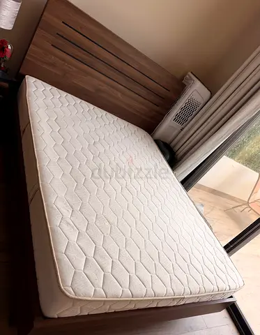 Amazing Homebox King Size Bed with the Mattress and the Bedside