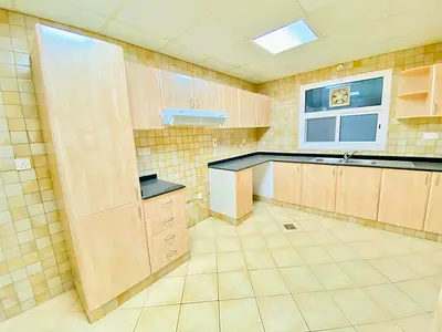 100% FAMILY UNIT// FRONT OF METRO. SPECIOUS 2BHK. BALCONY. FREE PARKING. FAMILY ONLY