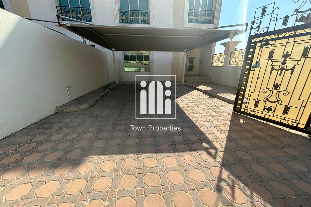 Independent Villa | 5 Rooms + Maid Villa | Excellent Location |
