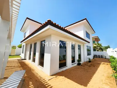 Renovated | Shared Pool | Tennis court