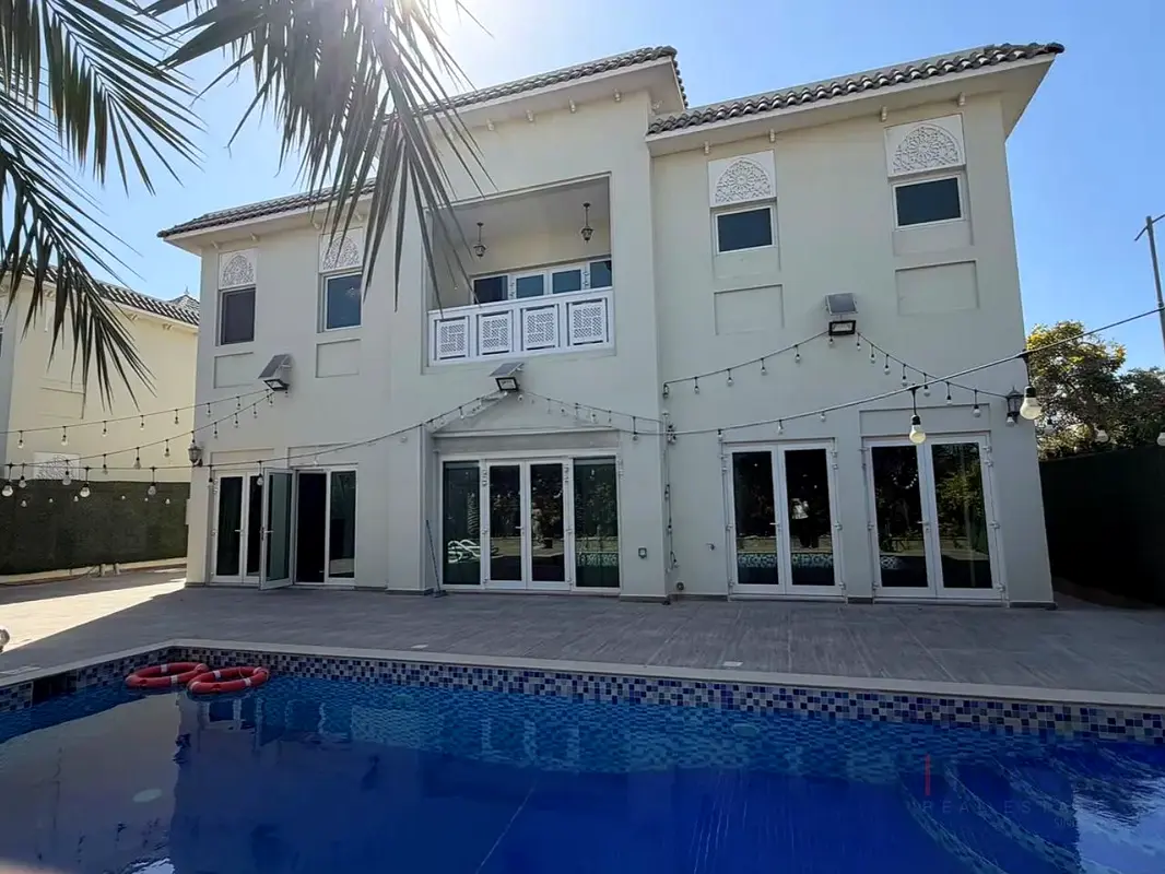 4BR Stand Alone Villa | Huge Plot | Ready to Move In