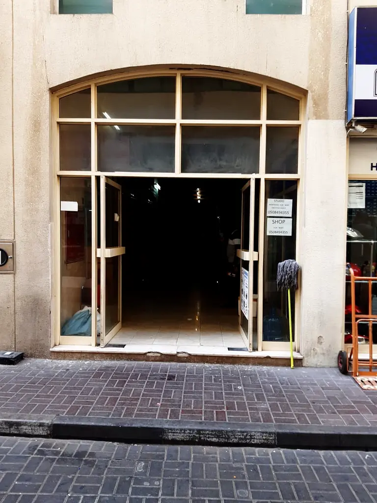 gallery-image