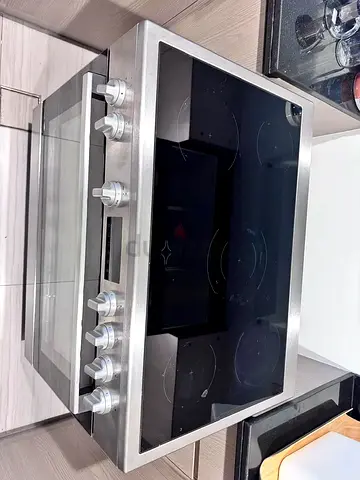 Beko 90x60cm Ceramic Electric Cooker, 5 Zones 8 Functions 108L A+ Rating model BGM30203EX