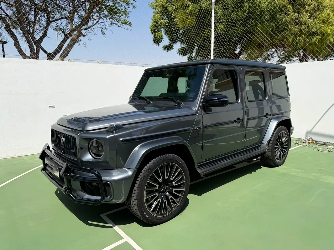 Mercedes-Benz G-Class 2025 — photo 1 of 9