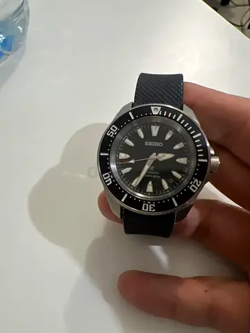 Seiko Mens Automatic Diver Style Watch with Black Rubber Strap
