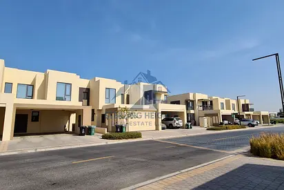 Modern Living | Top Notch Emaar Community | Spacious Layouts | 3 Beds + Maid's | Prime Location