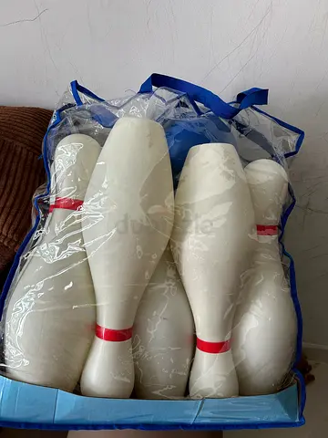 Set of Plastic Bowling Pins with Ball in Carry Bag - Good Condition
