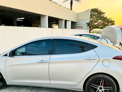 Hyundai Elantra 2015 GL GCC Specs - Well Maintained