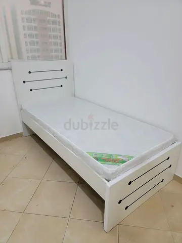 Free delivery dubai Single bed with medical mattress available.