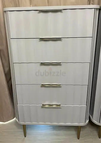 Chest of 5-Drawers - Hoemcentre Ripple (2 avaliable,each for 1600AED)(Color: Light Taupe/Muted Gold)