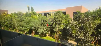 4BED MIDDLE UNIT KAYA / EXCELLENT VALUE /PRIME LOCATION