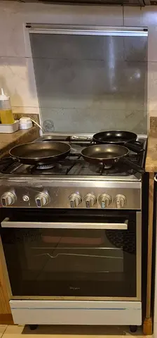 Stainless Steel Free-standing Gas Cooker with Oven - Good Working Condition