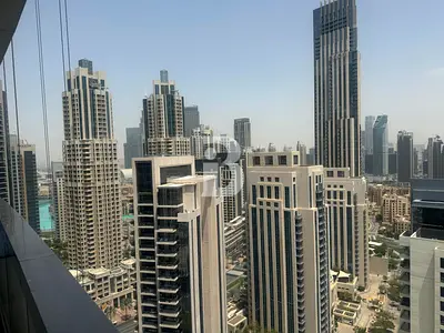 SPACIOUS | HIGH FLOOR | READY TO MOVE IN