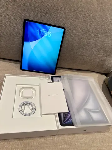 13-inch iPad Air Wi-Fi + Cellular 256GB Space Grey