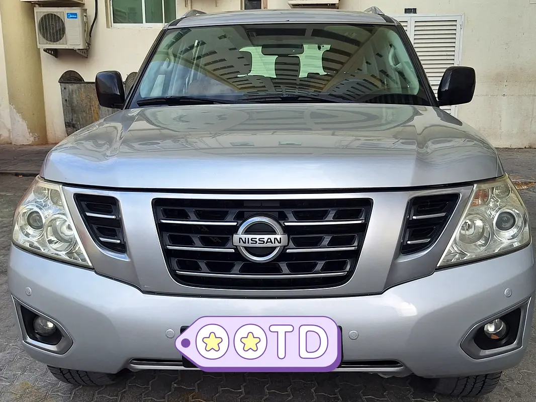 Nissan Patrol 2018 — photo 1 of 14