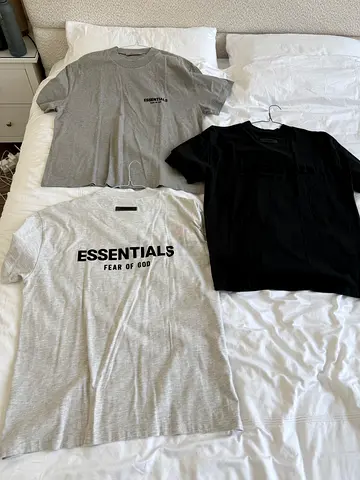 Essentials Fear of G*D T shirt. Size medium. Dark grey, light grey beige, black. Loose fit,