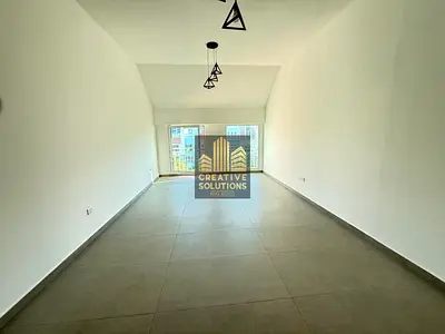 PRIME LOCATION UPGRADE 1 BEDROOM WITH BALCONY NEAR TO METRO