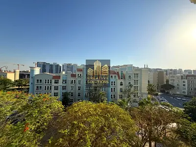 PRIME LOCATION UPGRADE 1 BEDROOM WITH BALCONY NEAR TO METRO