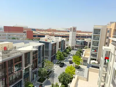 Brand New Appartment With All Emities &Study Room With Pool View
