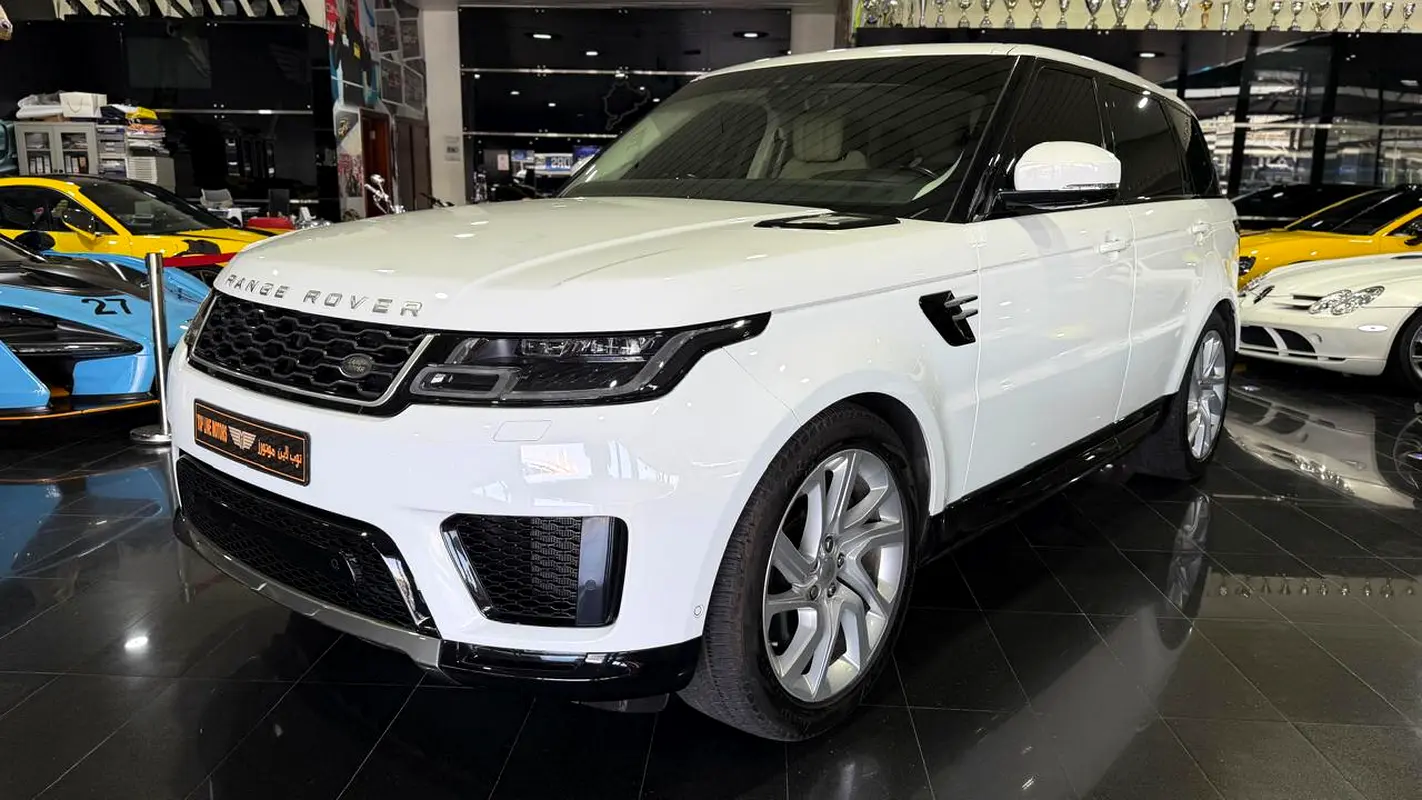 Land Rover Range Rover Sport 2020 — photo 1 of 9