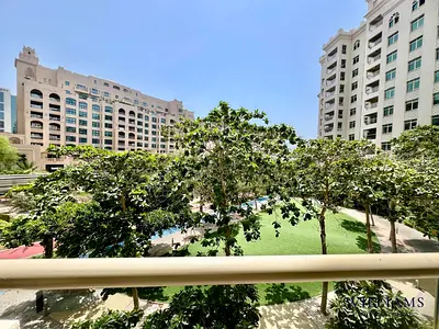 EXCLUSIVE | UPGRADED | PARK VIEW