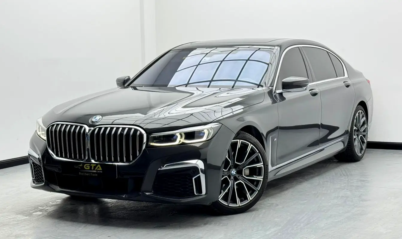BMW 7-Series 2022 — photo 1 of 18