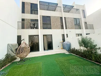ULTRA-SPACIOUS 5BR | MAID’S ROOM | PRIVATE GARDEN