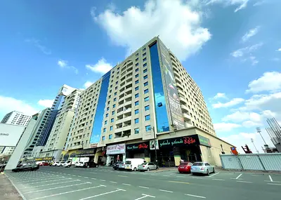 1 MONTH FREE // METRO. SPECIOUS 2BHK. BALCONY. FREE GYM POOL. FAMILY ONLY