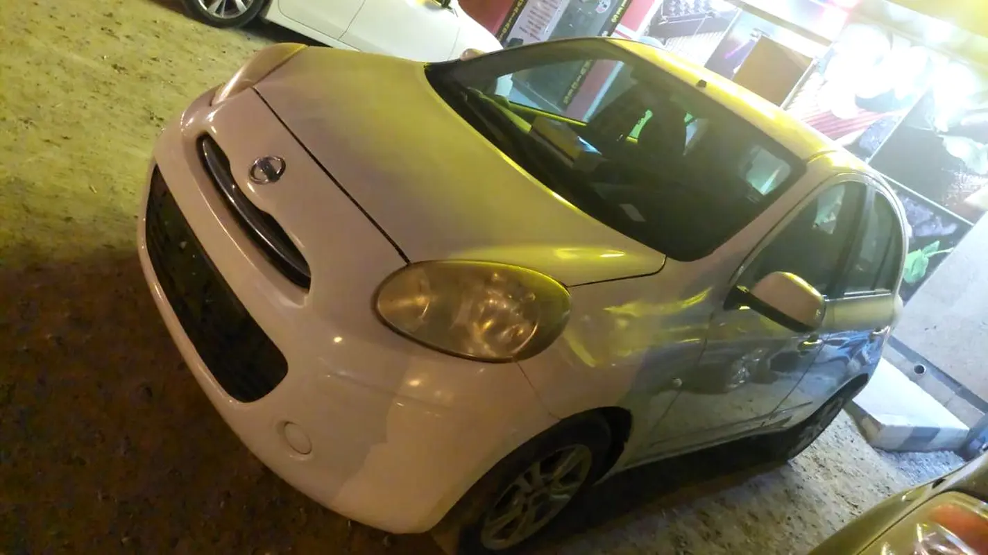 Nissan Micra 2015 — photo 1 of 4