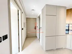 Front Facing| Vacant| Luxury Living