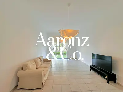 Investor Deal | Spacious Upgraded | Furnished