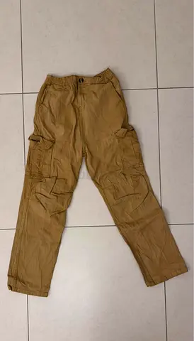 Beige Cargo Pants – Size L