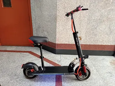 Electric Kick Scooter (Foldable) with Digital Speedometer — Good Condition
