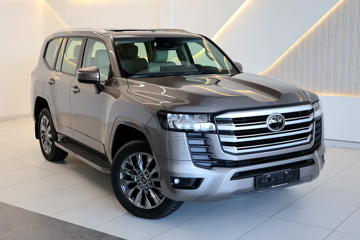 Toyota Land Cruiser 2025 — photo 1 of 16
