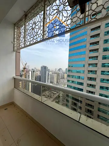 One-bedroom apartment for sale – first row on the Corniche, only 560,000 dirhams
