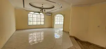 Luxury villa with huge spaces 2 large majlis 2 indoor parking maid master room super deluxe finishin