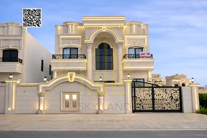 Prime Location - Two Floors and Roof - Registration Included
