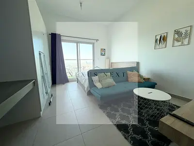FULLY FURNISHED | WELL MAINTAINED | PARK VIEW | READY TO MOVE IN