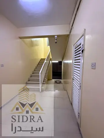 للبيع مبنى سكني تجاري في النعيميه عمر قديم زاوية شارعين