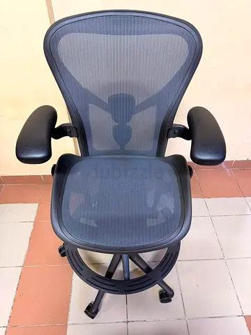 Aeron Stool Remastered V2 Herman Miller Aeron Graphite Chair Size B Fully Adjustable