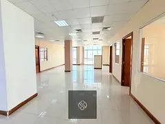 MODERN 900 SQFT OFFICE SPACE IN PRIME DIP