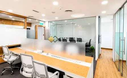 SEA VIEW | HIGH FLOOR | FITTED | VACANT