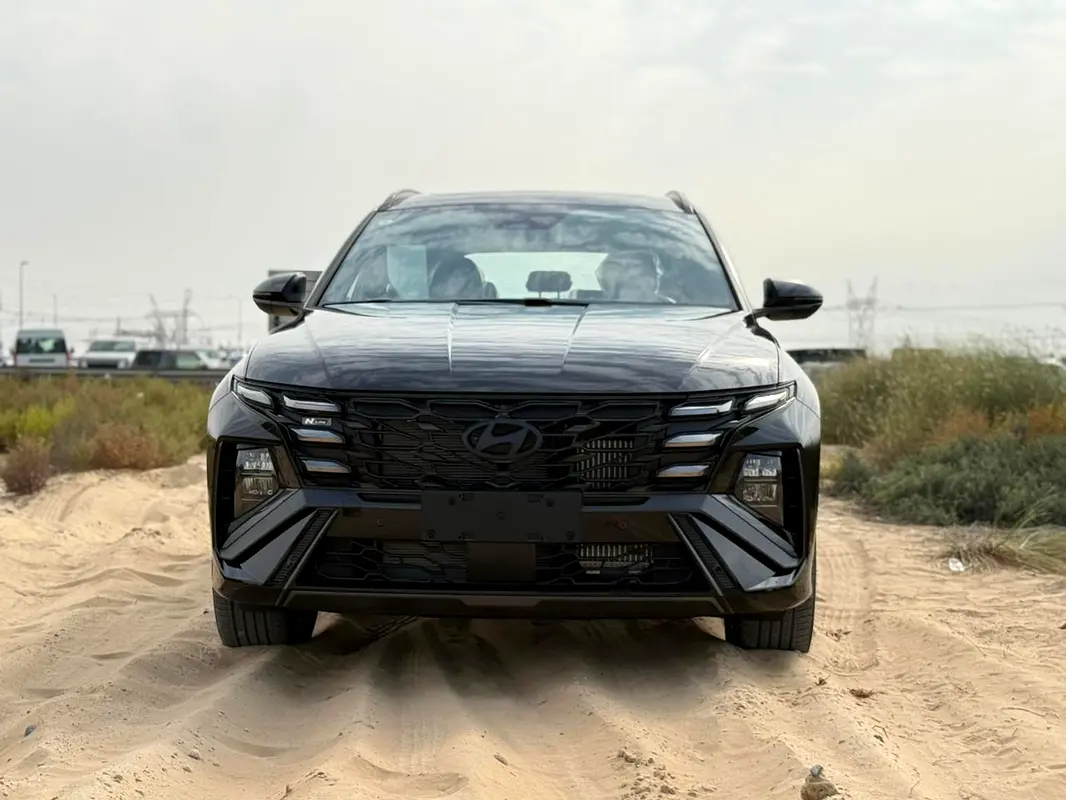 Hyundai Tucson 2025 — photo 1 of 15