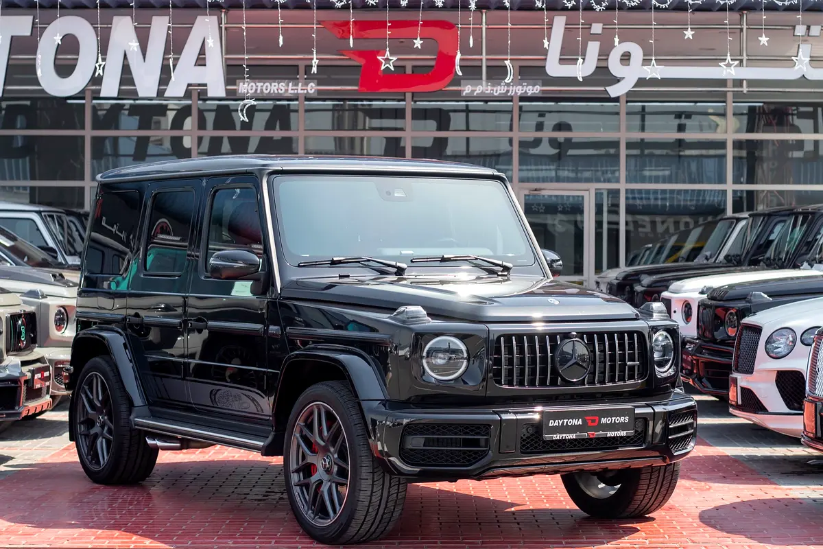Mercedes-Benz G-Class 2023 — photo 1 of 19